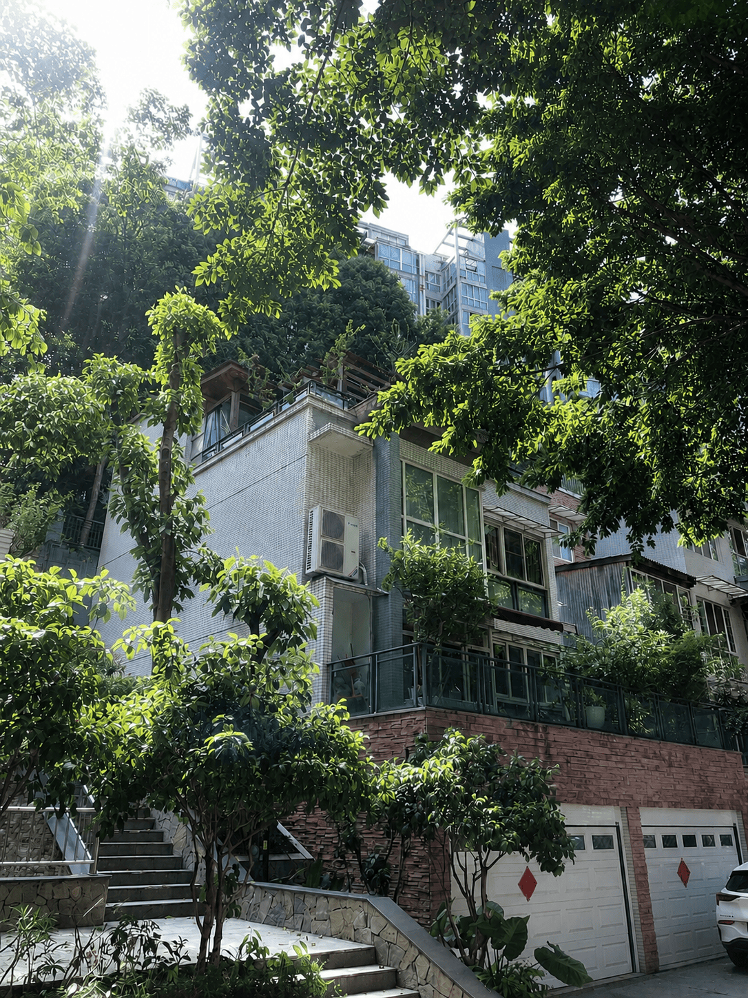 松原岛居岁月从容升级：小小岛老别墅加装蒂升悦行款电梯